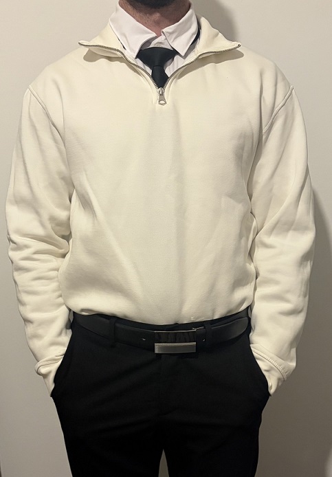 Hemd, Krawatte und Zip Pulli mit Anzughose