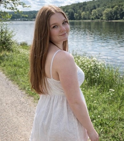 Neue Azubi-Bloggerin Angelika Neue Azubi-Bloggerin Angelika