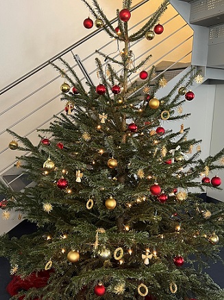 Christbaum der Filiale Kempten-Ost