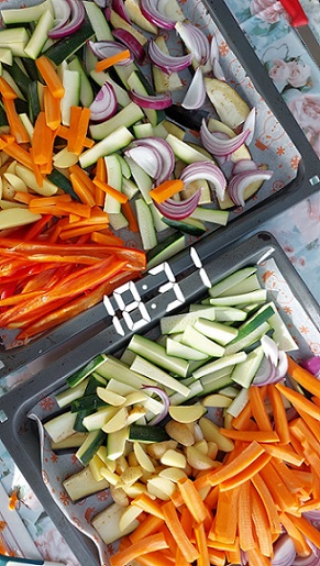 Bessere Ernährung mit buntem Gemüse