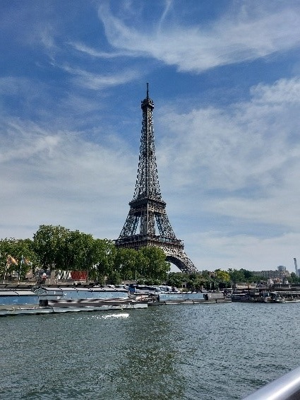 Der Eiffelturm in der Stadt der Liebe Der Eiffelturm in der Stadt der Liebe
