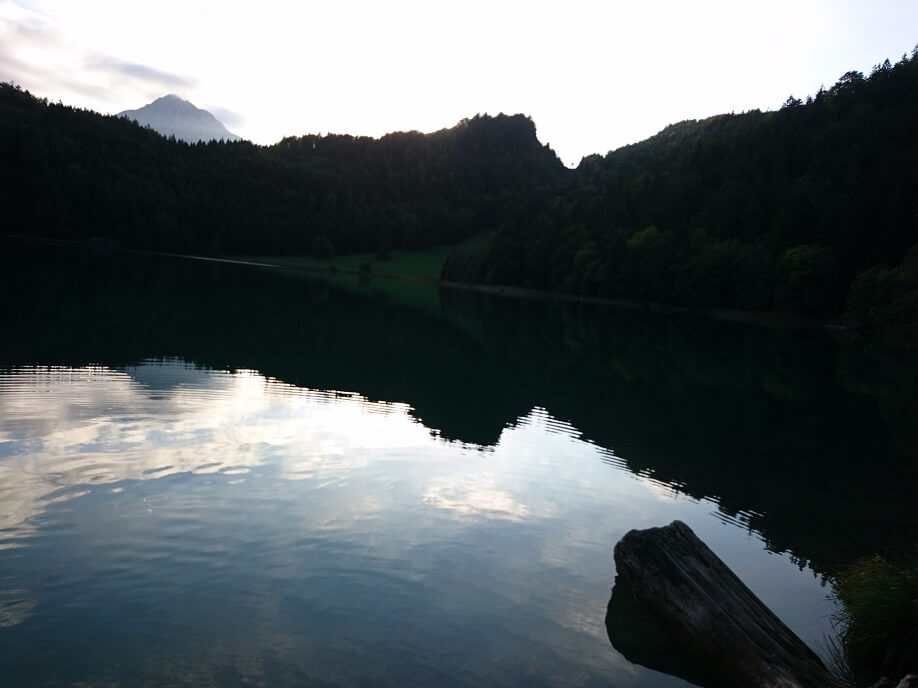 Alatsee gegen Abend Alatsee im Allgäu gegen Abend