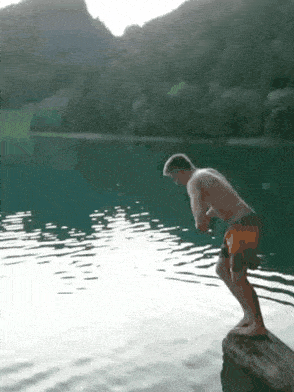 Hechtsprung in den Alatsee Hechtsprung in den Alatsee