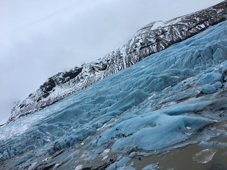 Atemberaubende Gletscherzunge Skaftafellsjökull