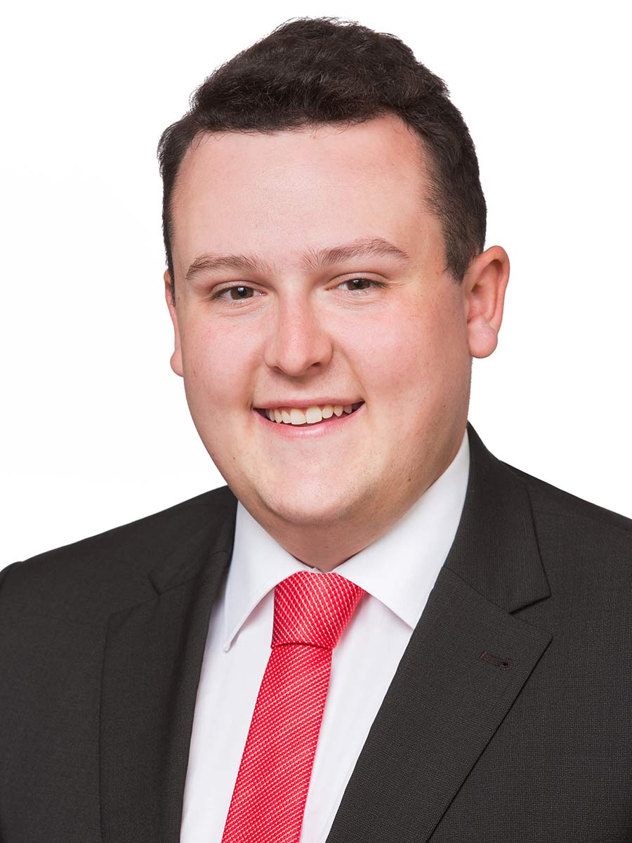 Marcel Zrenner Marcel Zrenner - Sparkasse Allgäu
