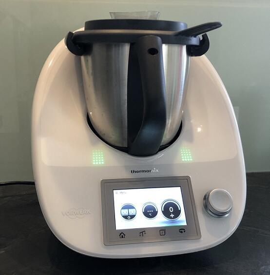 Thermomix mit Bildschirm 