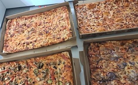 Pizza für die Azubis